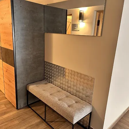 Appartement Cinema And Party